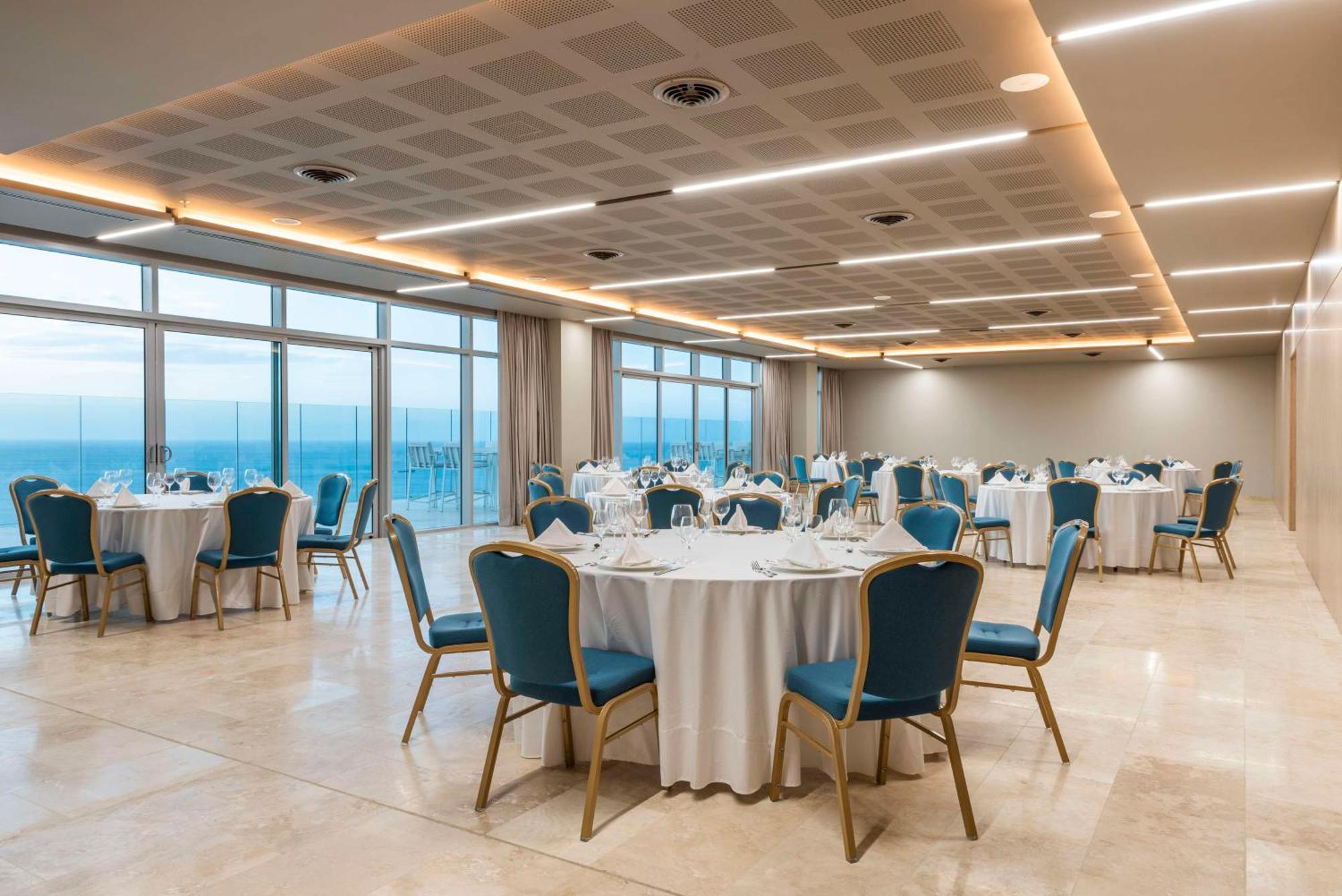 Hilton Santa Marta Hotel Buitenkant foto